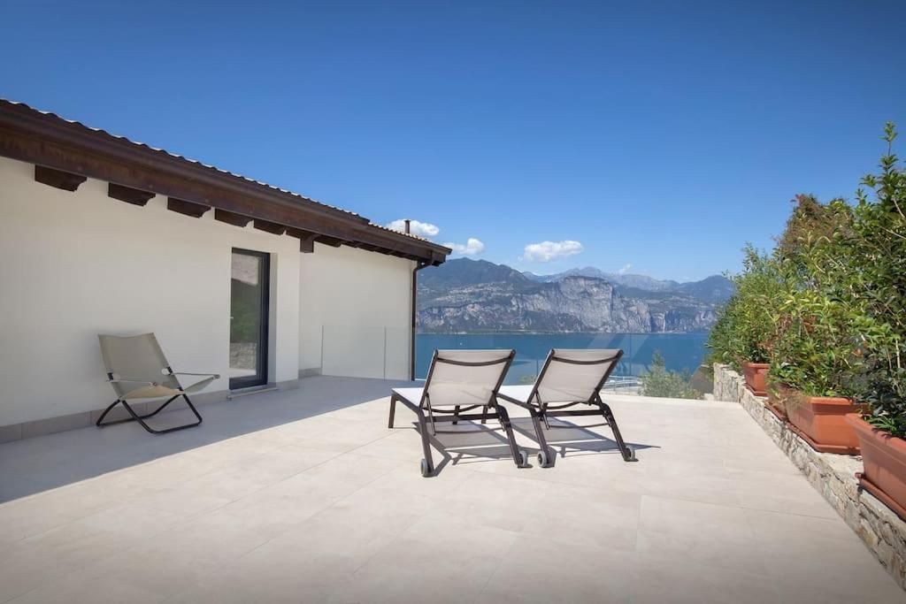Villa Divina - Apt Divina Con Piscina E Vista Lago Кастелето ди Бренцоне Екстериор снимка